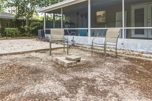 1915 NW 42ND PLACE, Gainesville, FL 32605