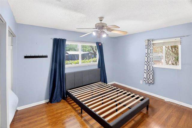1915 NW 42ND PLACE, Gainesville, FL 32605