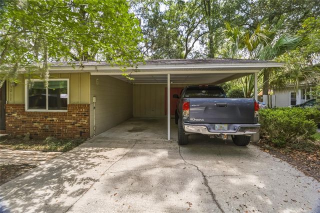 1915 NW 42ND PLACE, Gainesville, FL 32605