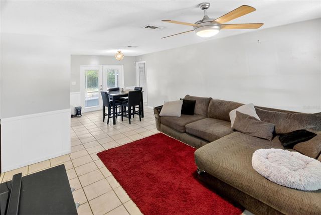 1915 NW 42ND PLACE, Gainesville, FL 32605
