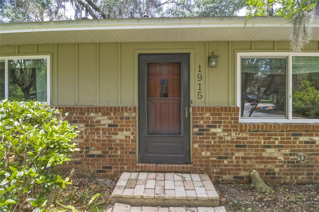 1915 NW 42ND PLACE, Gainesville, FL 32605