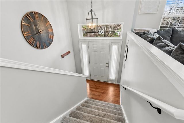 2459 Anna Way, Elgin, IL 60124