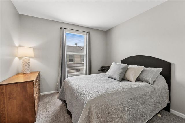 2459 Anna Way, Elgin, IL 60124