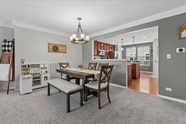 2459 Anna Way, Elgin, IL 60124