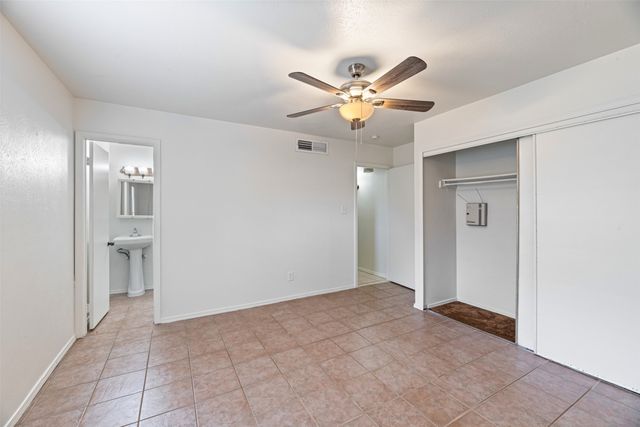 447 Vincent Street, Cedar Hill, TX 75104