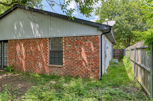 447 Vincent Street, Cedar Hill, TX 75104