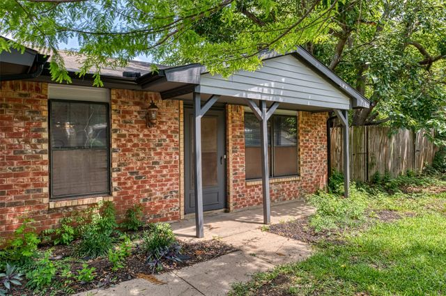 447 Vincent Street, Cedar Hill, TX 75104