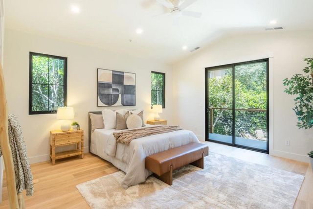 1633 Elm Street, San Carlos, CA 94070