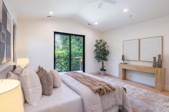 1633 Elm Street, San Carlos, CA 94070
