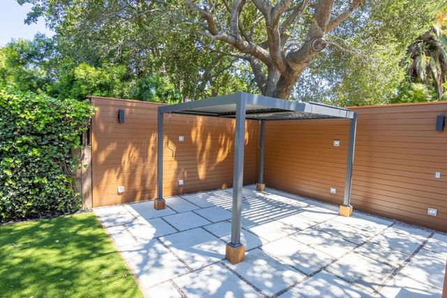 1633 Elm Street, San Carlos, CA 94070