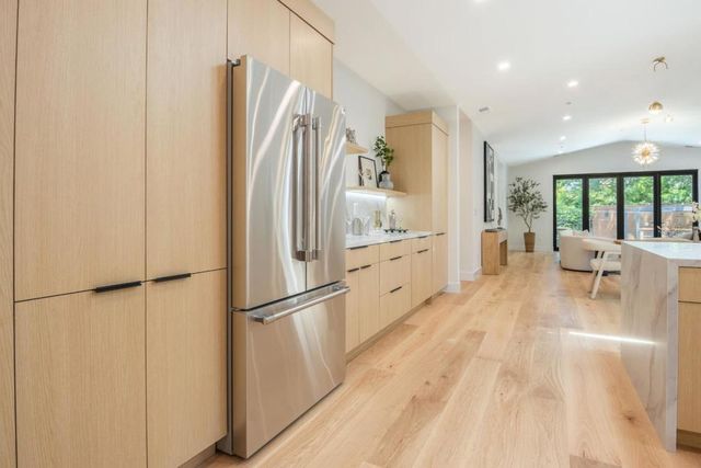 1633 Elm Street, San Carlos, CA 94070