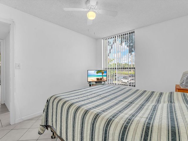 7750 W Mcnab Rd 202, Tamarac, FL 33321