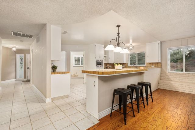 5662 N Thorne Avenue, Fresno, CA 93711