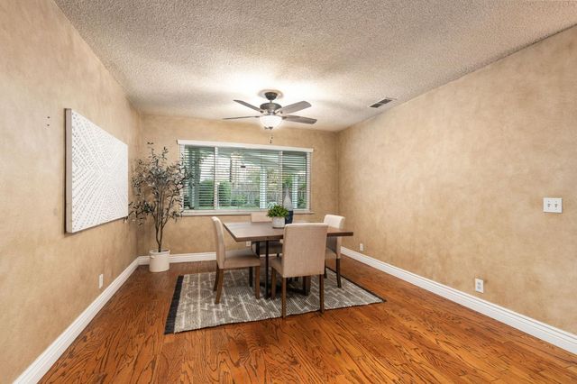 5662 N Thorne Avenue, Fresno, CA 93711