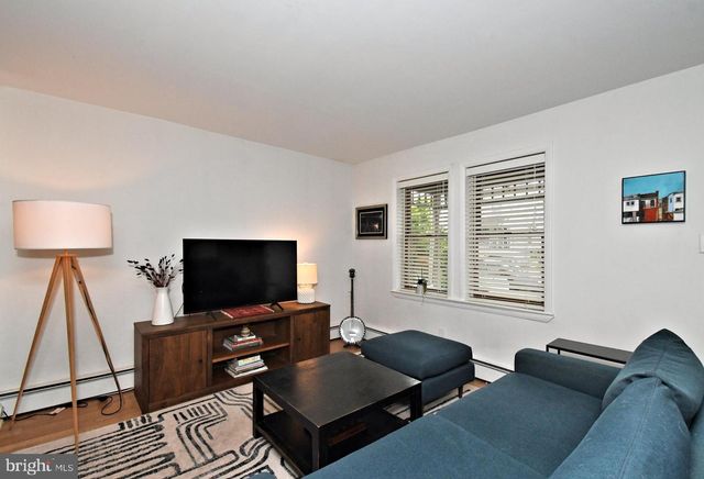 175 PENNSYLVANIA AVE, Phoenixville, PA 19460