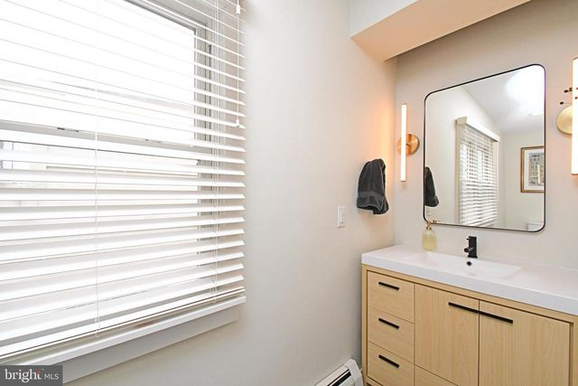 175 PENNSYLVANIA AVE, Phoenixville, PA 19460