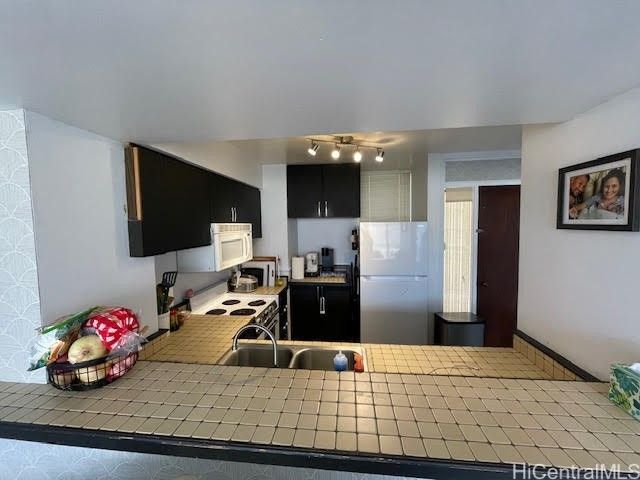 84-680 Kili Drive B1406, Waianae, HI 96792