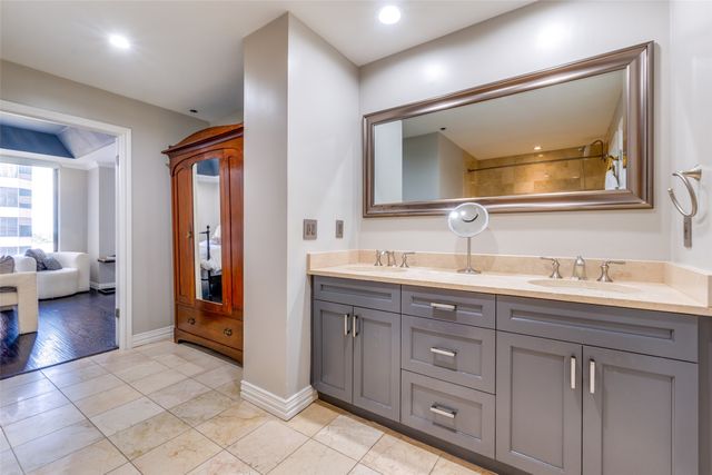 5909 Luther Lane 900, Dallas, TX 75225