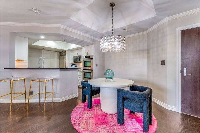 5909 Luther Lane 900, Dallas, TX 75225