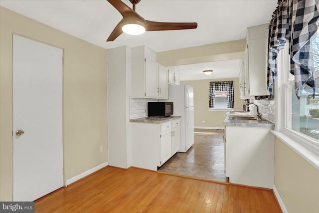 211 WALNUT LEVEL RD, New Cumberland, PA 17070