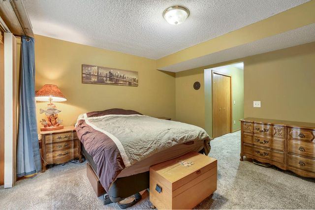 13027 Penn Avenue S, Burnsville, MN 55337