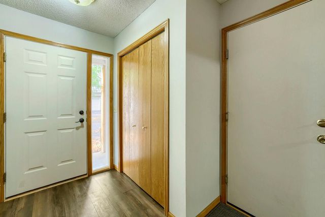 13027 Penn Avenue S, Burnsville, MN 55337