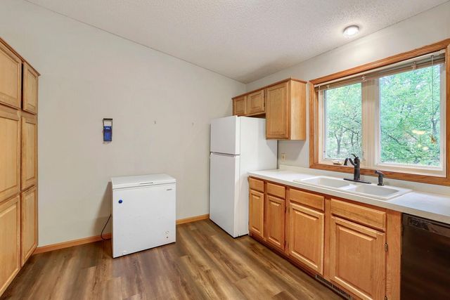 13027 Penn Avenue S, Burnsville, MN 55337