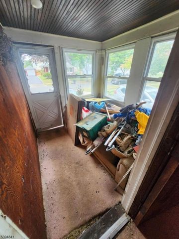 1151 Charlotte Pl, Rahway City, NJ 07065