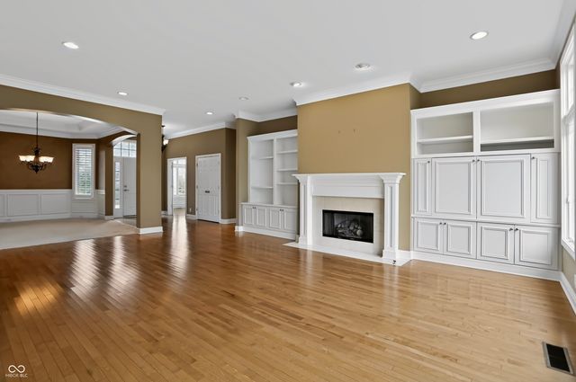 15478 Long Cove Boulevard, Carmel, IN 46033