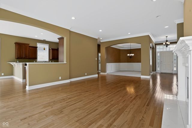 15478 Long Cove Boulevard, Carmel, IN 46033