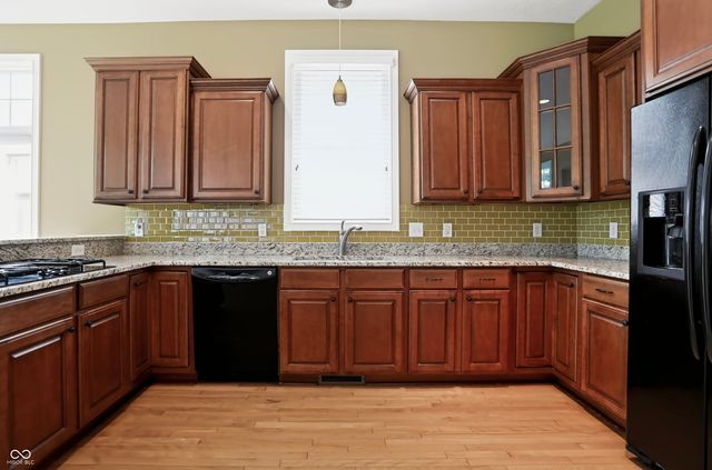 15478 Long Cove Boulevard, Carmel, IN 46033