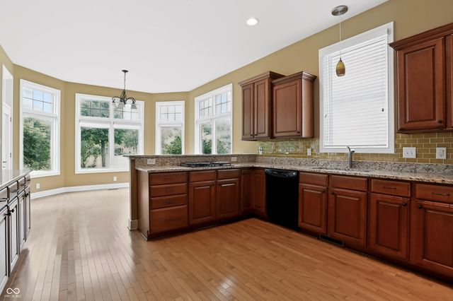 15478 Long Cove Boulevard, Carmel, IN 46033
