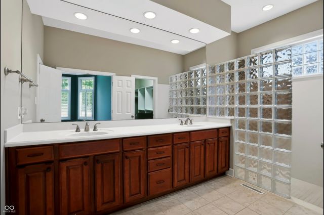15478 Long Cove Boulevard, Carmel, IN 46033