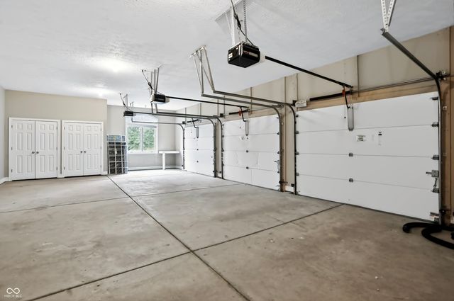 15478 Long Cove Boulevard, Carmel, IN 46033