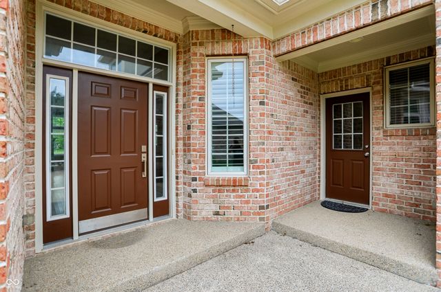15478 Long Cove Boulevard, Carmel, IN 46033