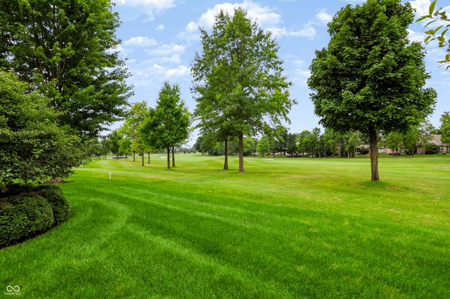 15478 Long Cove Boulevard, Carmel, IN 46033
