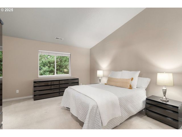 7327 Sw KELSI Ct, Portland, OR 97223