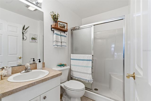 5731 17TH STREET, Zephyrhills, FL 33542