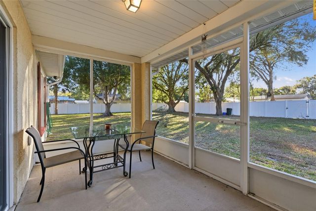 5731 17TH STREET, Zephyrhills, FL 33542