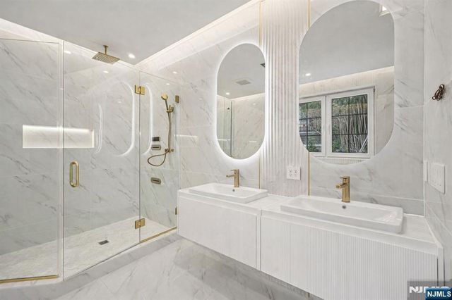 25 Macarthur Avenue, Closter, NJ 07624