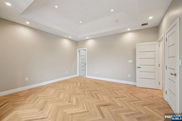 25 Macarthur Avenue, Closter, NJ 07624