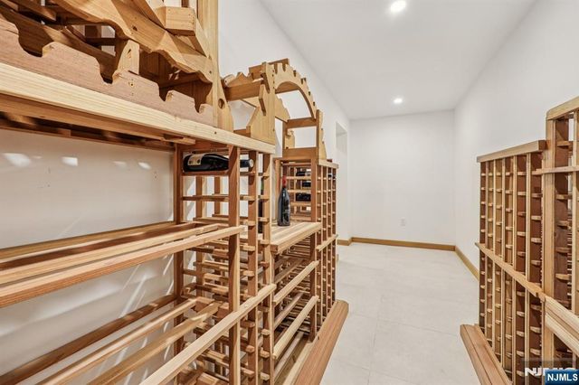 25 Macarthur Avenue, Closter, NJ 07624