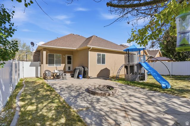 8022 S BIG SYCAMORE DR, West Jordan, UT 84081