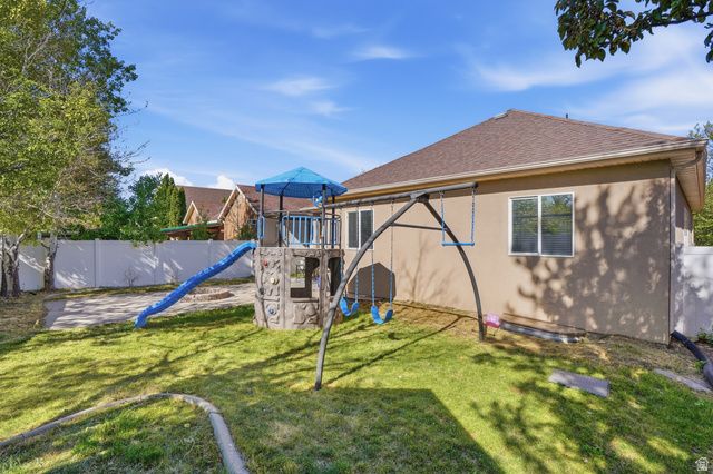 8022 S BIG SYCAMORE DR, West Jordan, UT 84081
