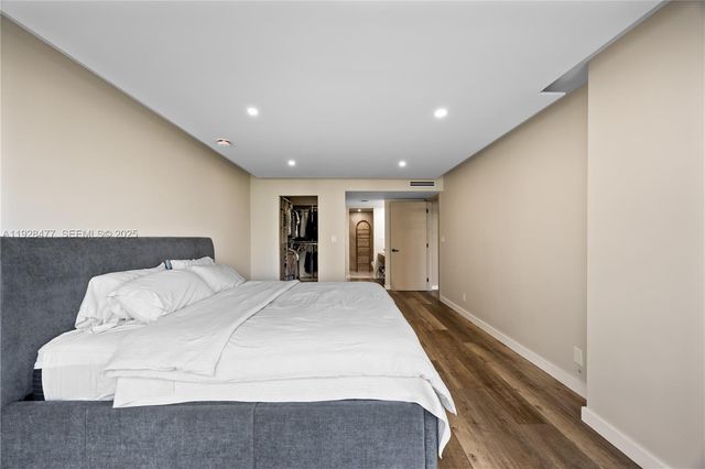 1915 Brickell Ave 1001, Miami, FL 33129