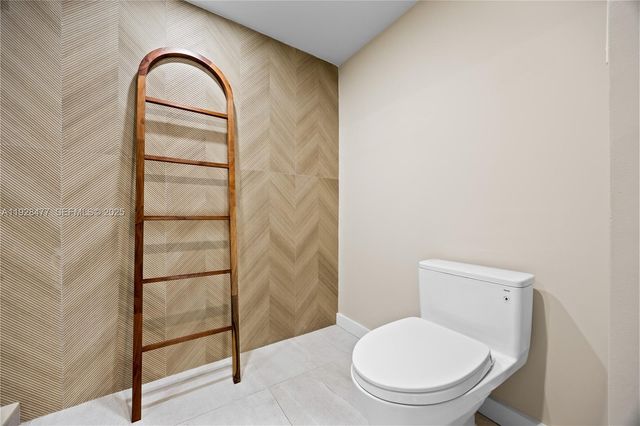 1915 Brickell Ave 1001, Miami, FL 33129