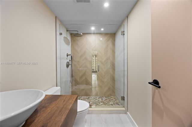 1915 Brickell Ave 1001, Miami, FL 33129