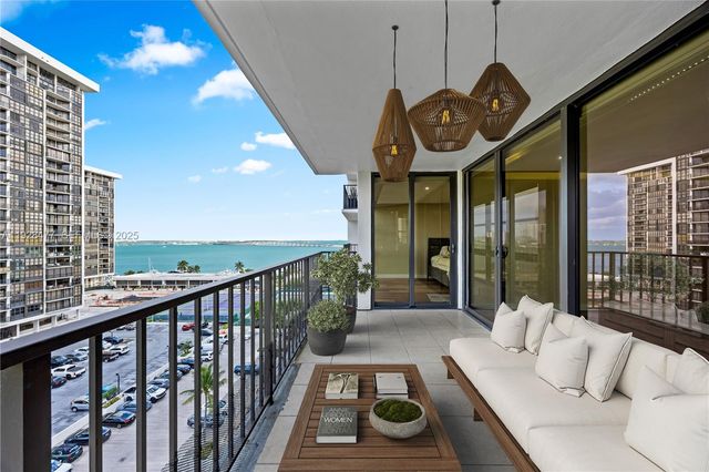 1915 Brickell Ave 1001, Miami, FL 33129