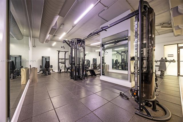 1915 Brickell Ave 1001, Miami, FL 33129