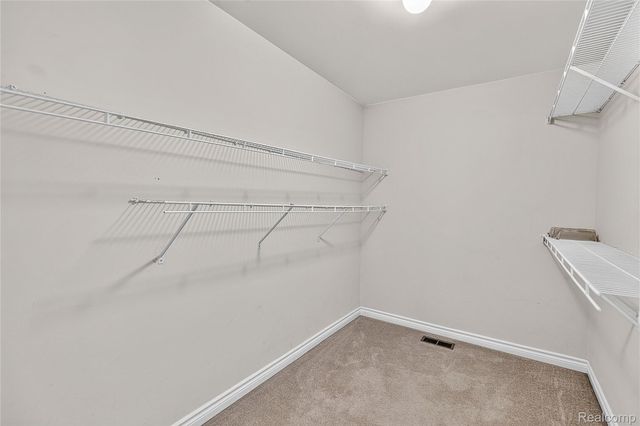 4509 Peppermill Lane, Lake Orion Village, MI 48359